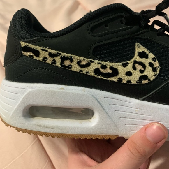 Women's size 7 Black Nike Sneakers with Leopard Accent - Picture 4 of 5
